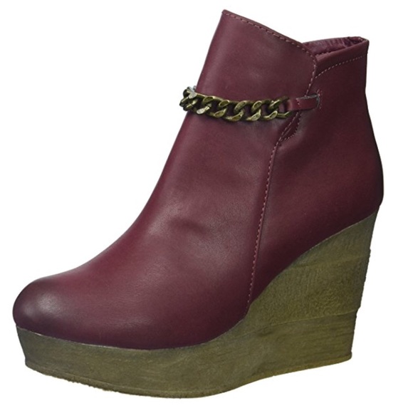 NIB Red Wine Chain Platform Wedge Ankle Boots - Picture 7 of 7